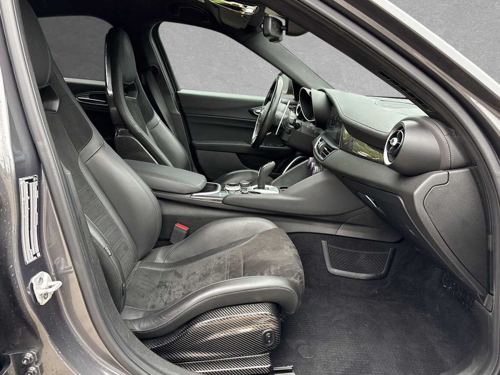 Alfa Romeo Giulia 2021