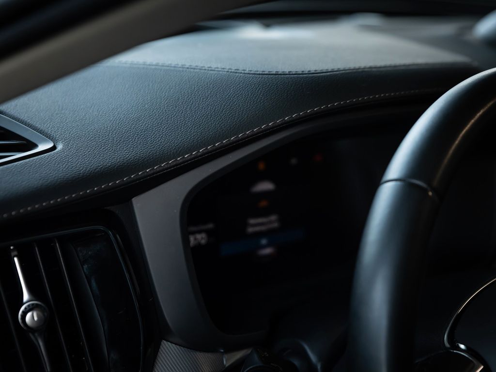 Volvo XC60 2023