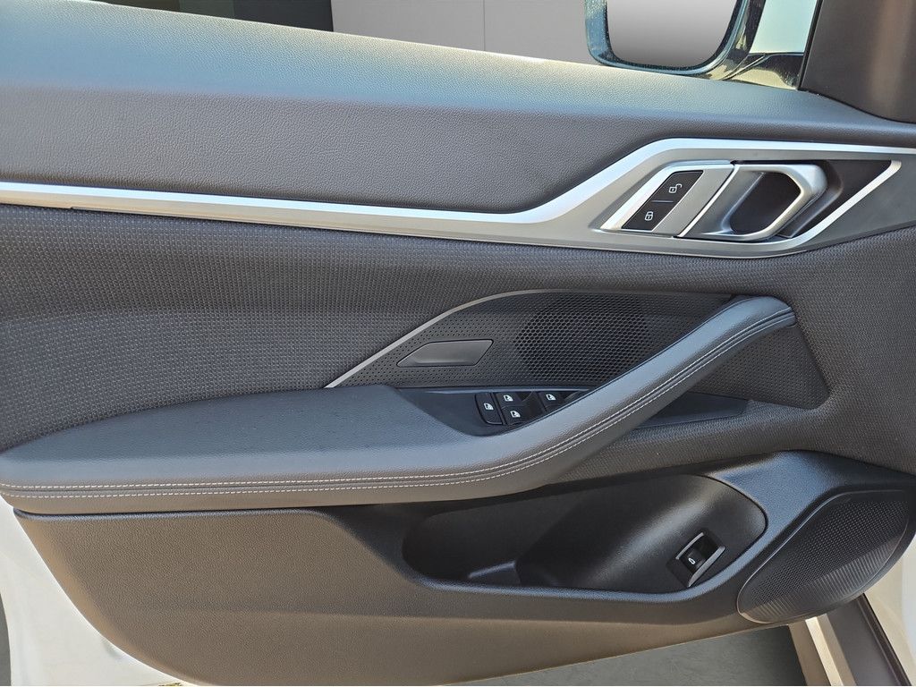 BMW i4 2023