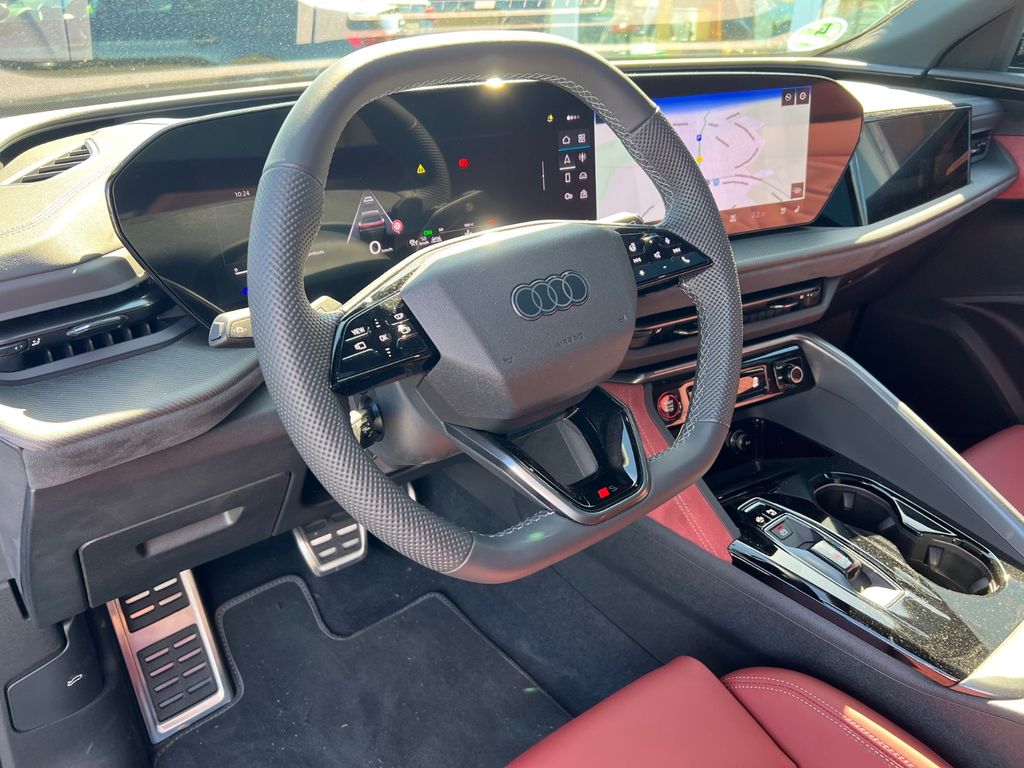 Audi SQ5 2025