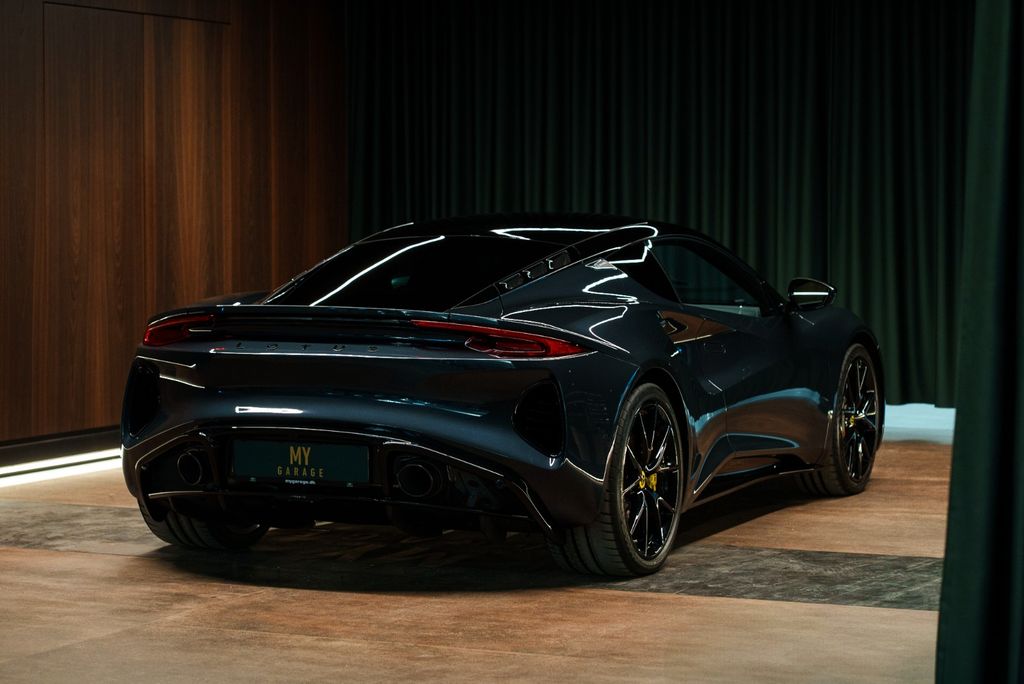 Lotus Emira 2024