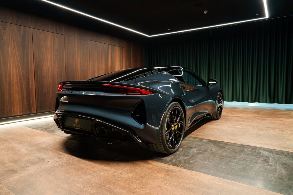 Lotus Emira 2024