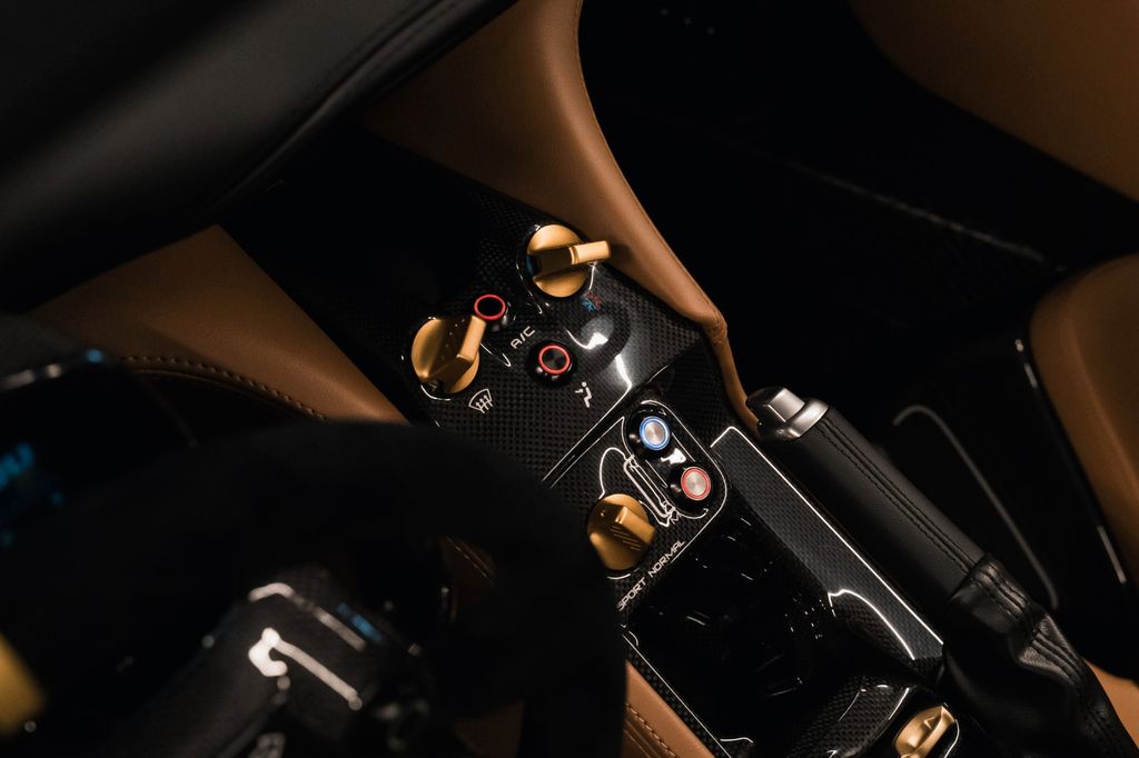 Dallara Stradale 2024