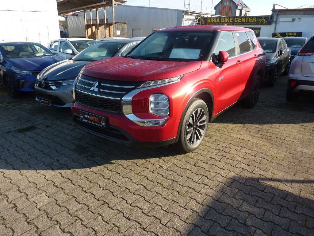 Mitsubishi Outlander 2025