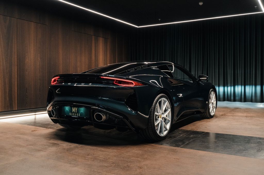 Lotus Emira 2024