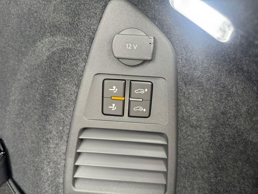 Volkswagen Touareg 2025