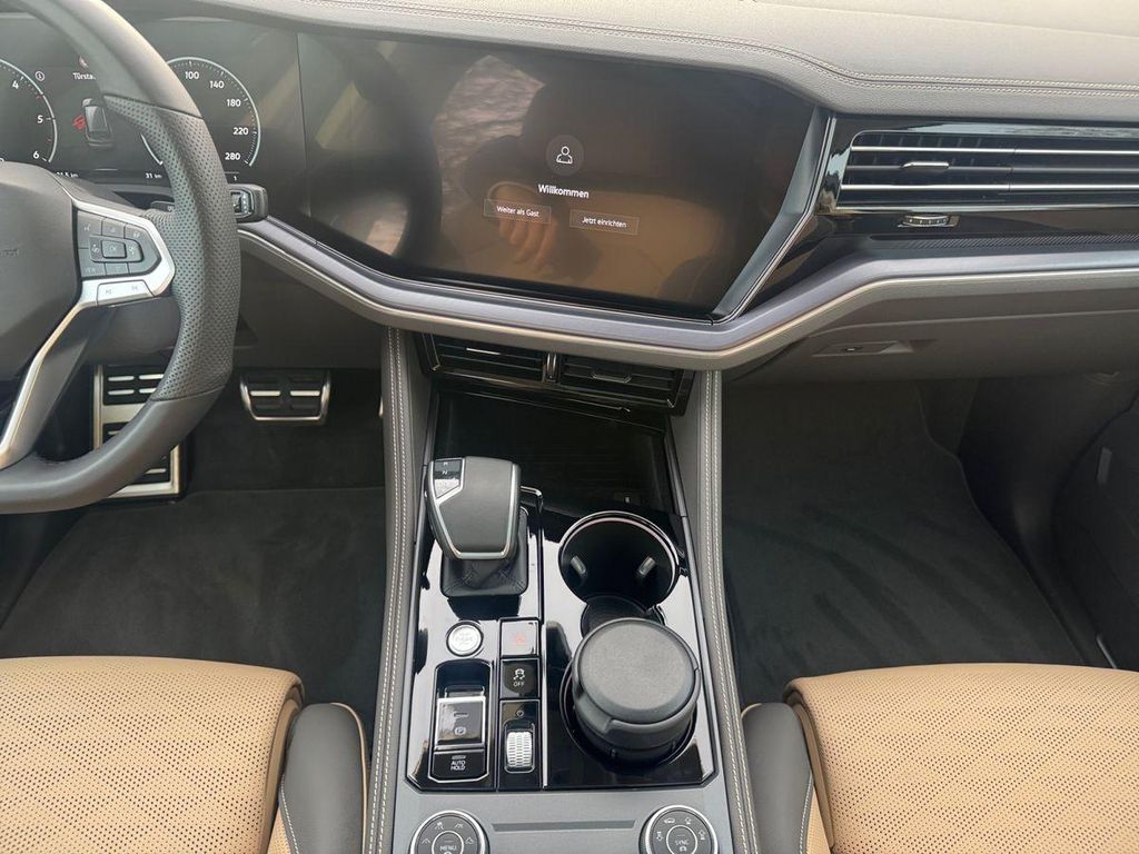 Volkswagen Touareg 2025