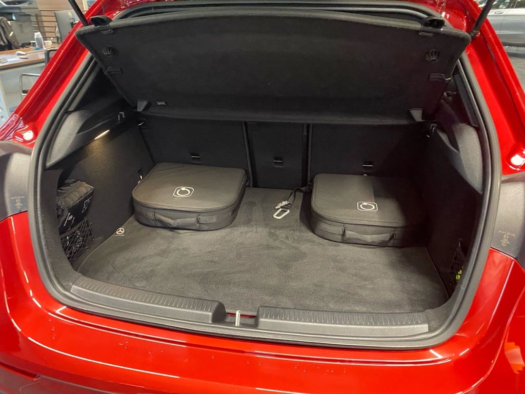 Mercedes-Benz A 250 2025