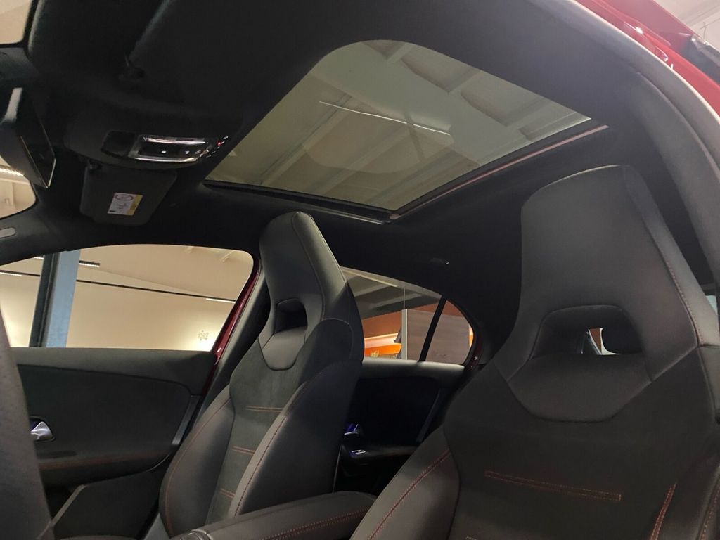 Mercedes-Benz A 250 2025