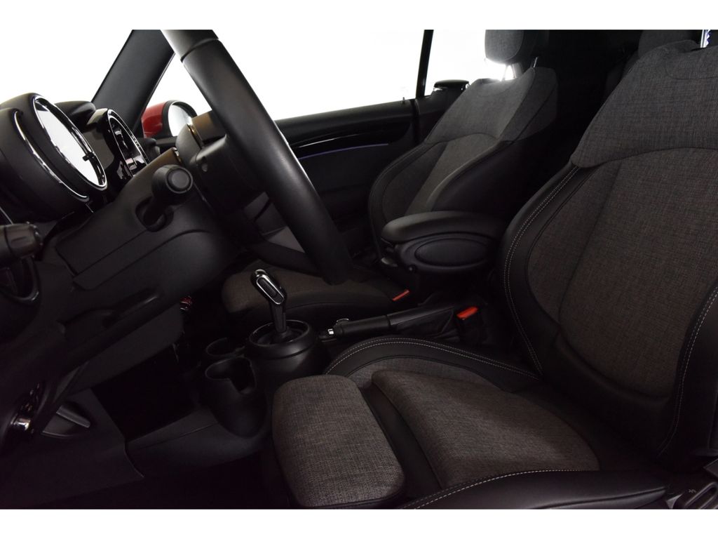 MINI Cooper Cabrio 2023