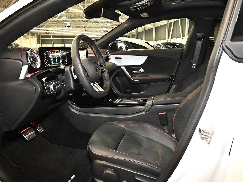 Mercedes-Benz CLA 180 Shooting Brake 2025