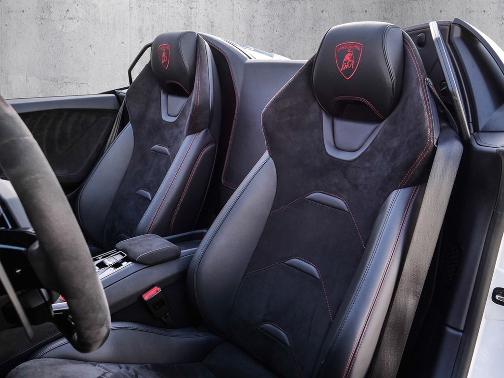 Lamborghini Huracán 2021