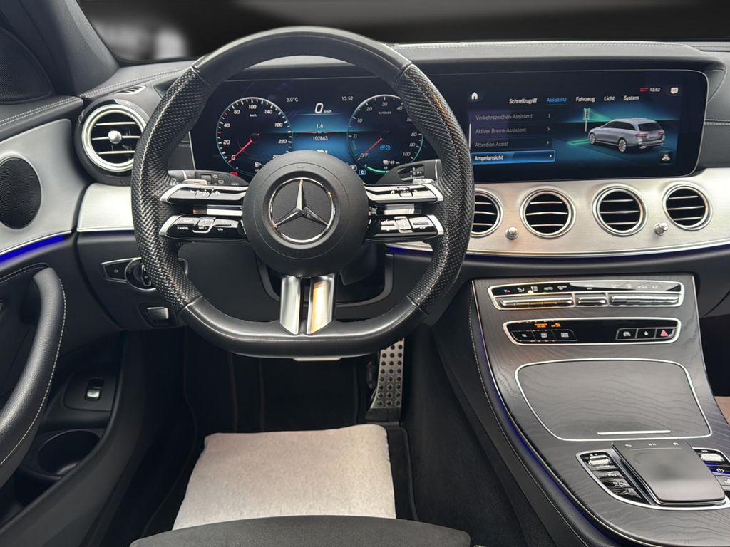 Mercedes-Benz E 300 2022