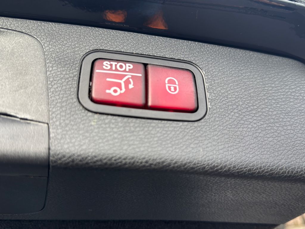 Mercedes-Benz E 300 2022