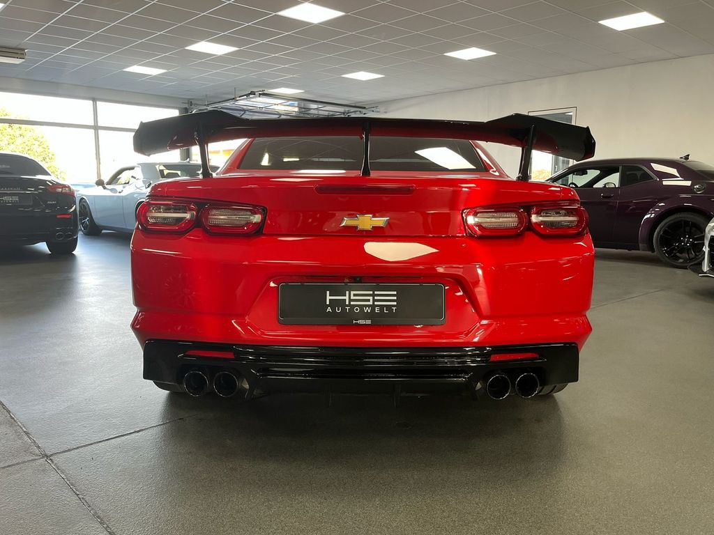 Chevrolet Camaro 2024