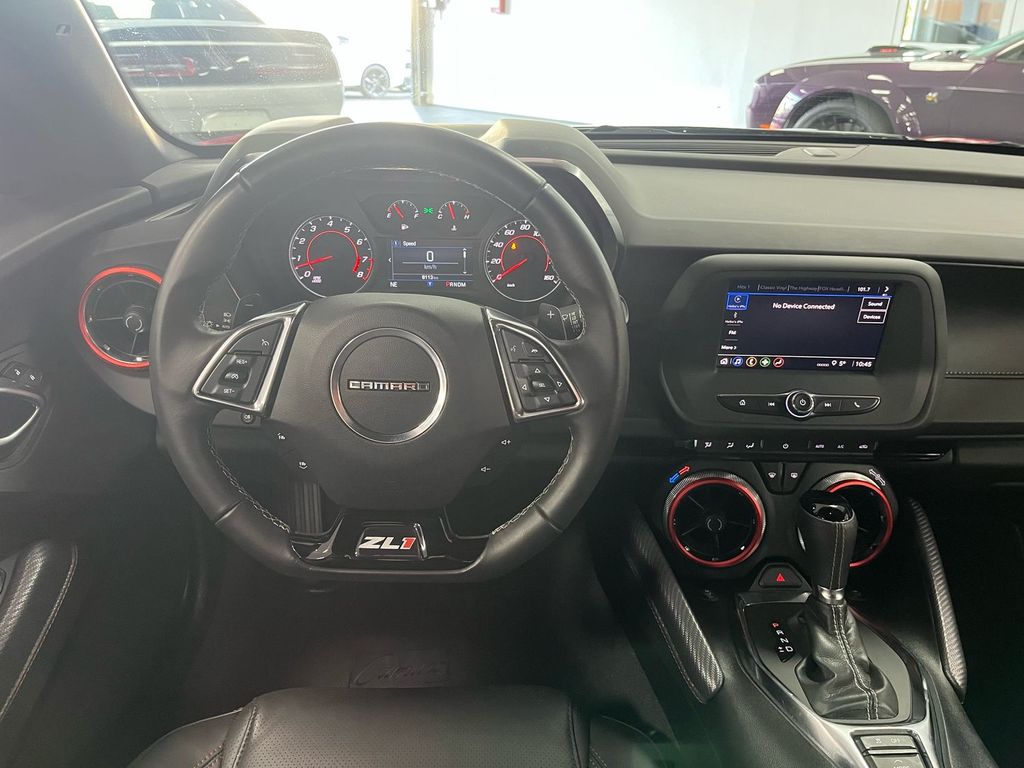 Chevrolet Camaro 2024