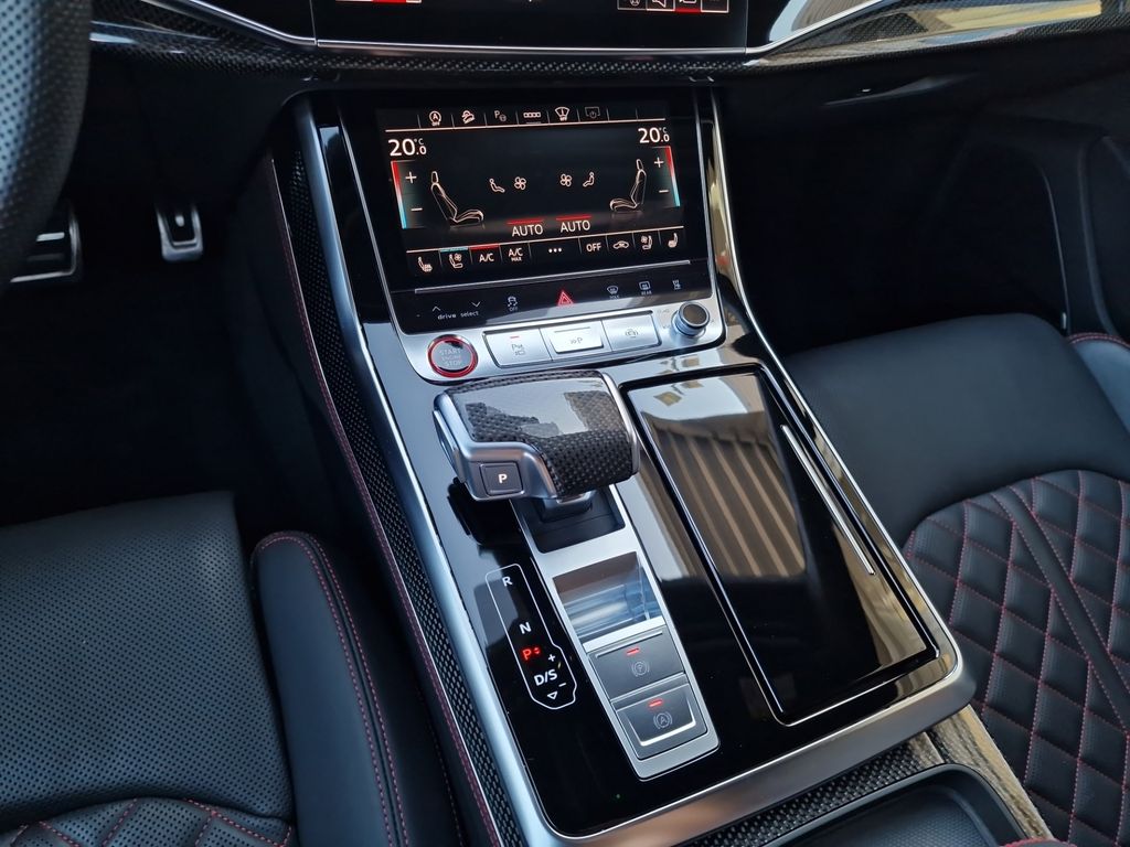 Audi SQ7 2024