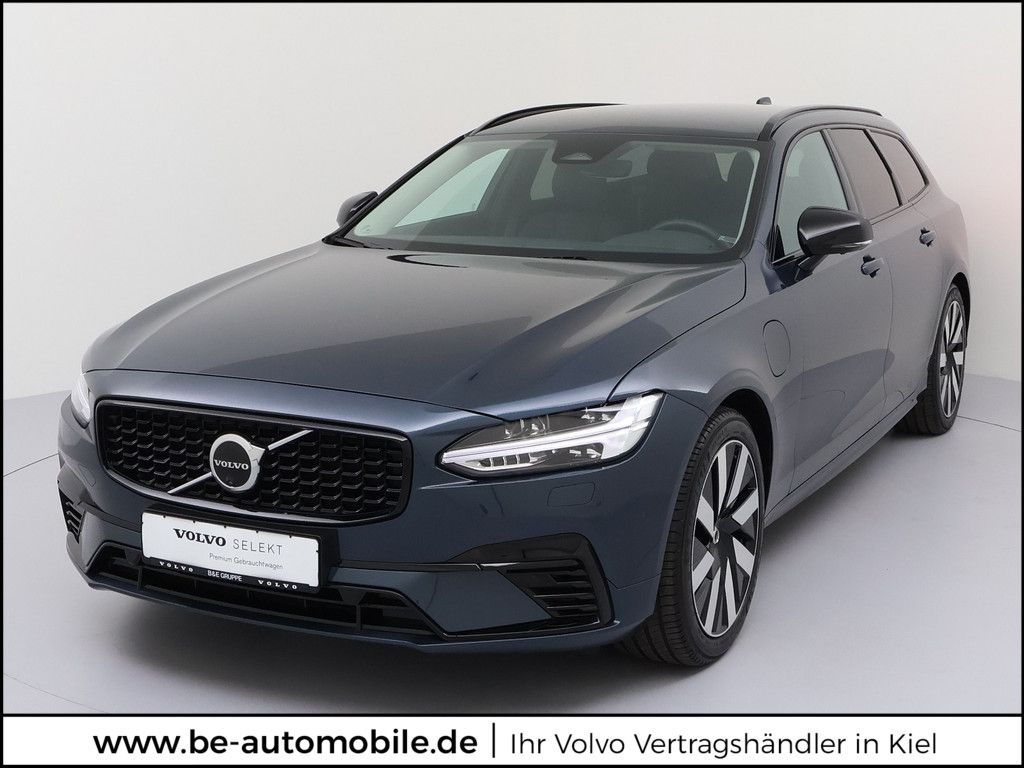 Volvo V90 2025