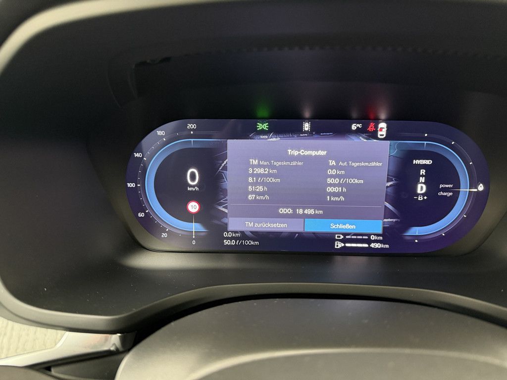Volvo V60 2025