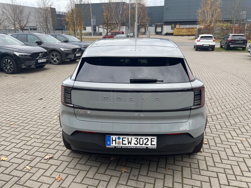 Volvo EX30 2025