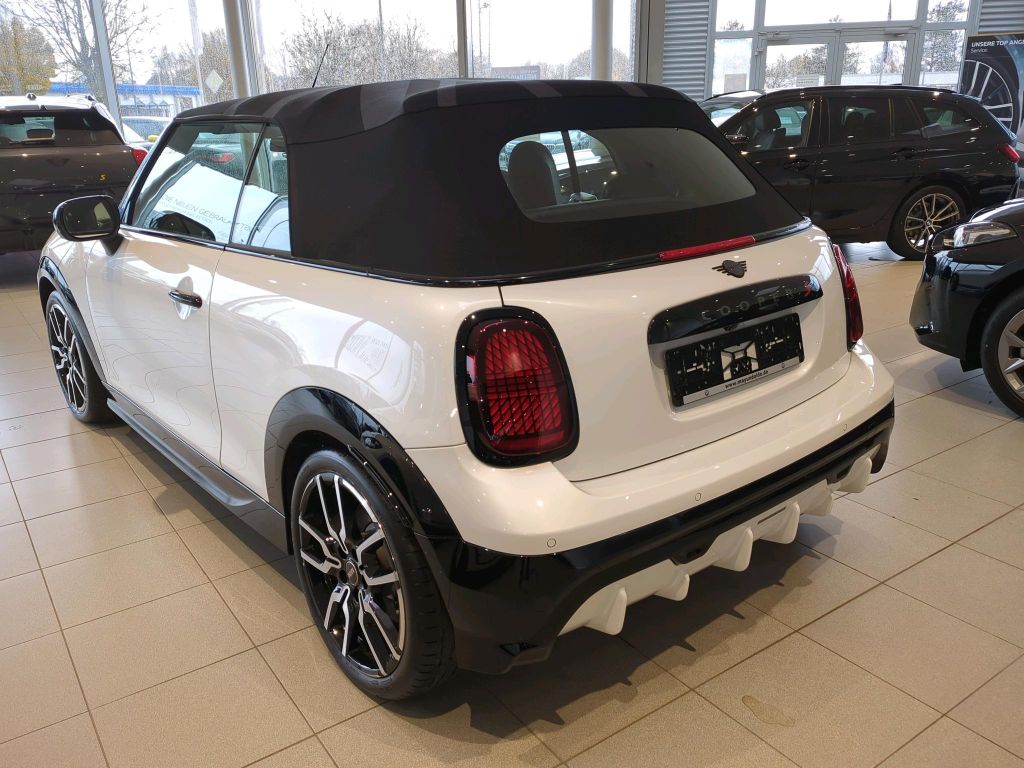 MINI Cooper S Cabrio 2024