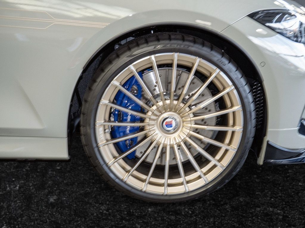 ALPINA B3