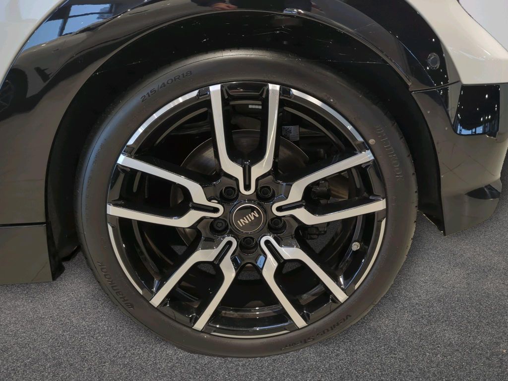 MINI Cooper S Cabrio 2024