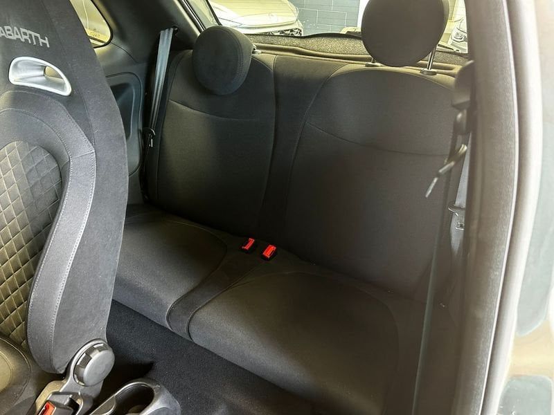 Abarth 595 2024