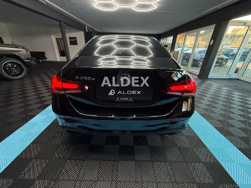 Mercedes-Benz A 250 2021