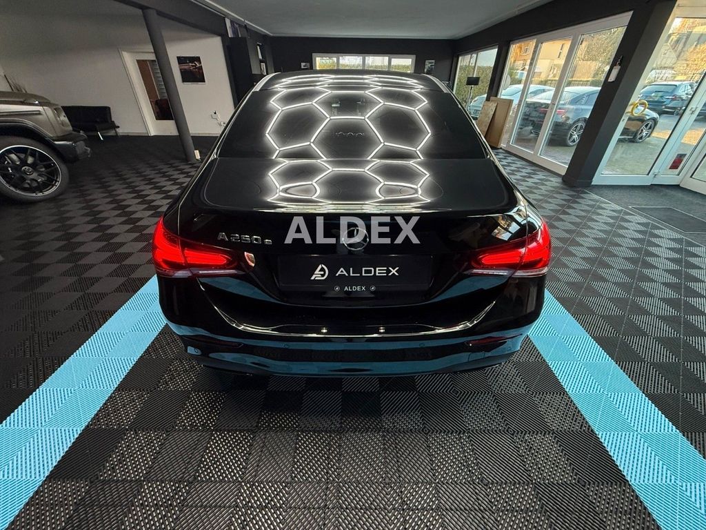 Mercedes-Benz A 250 2021