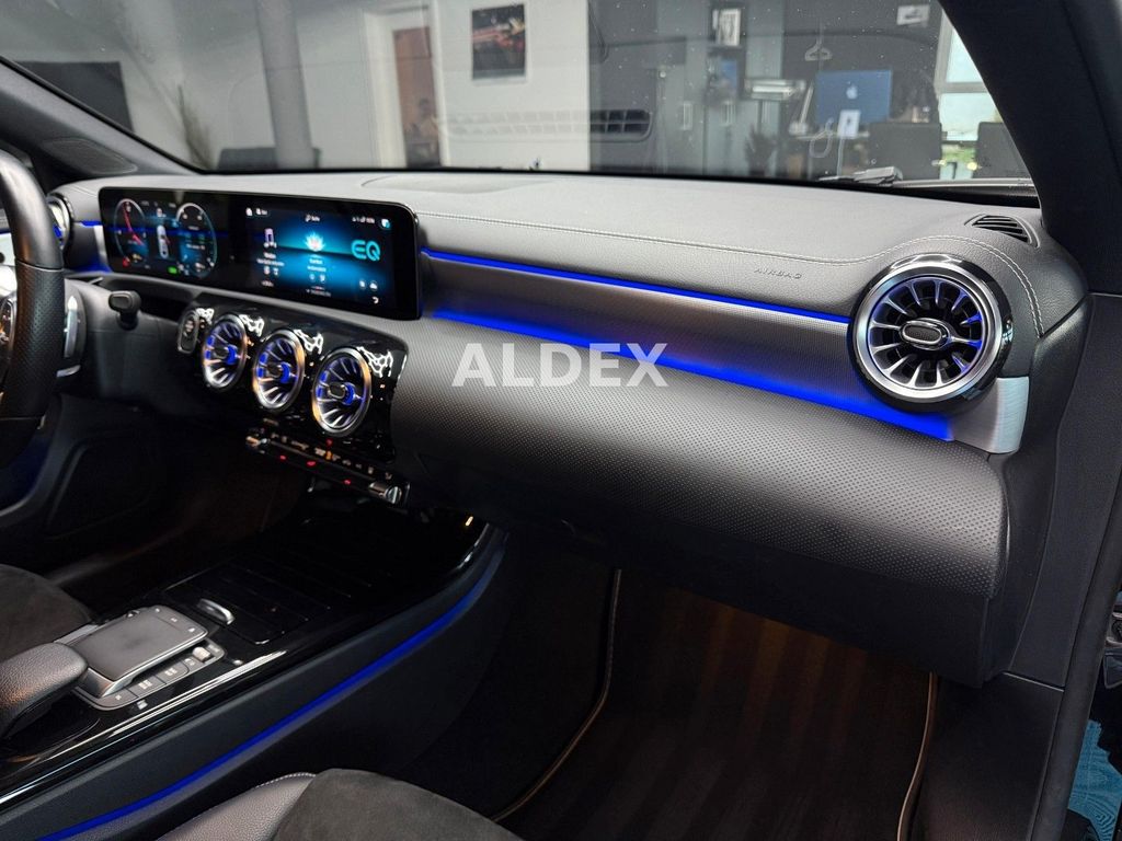 Mercedes-Benz A 250 2021