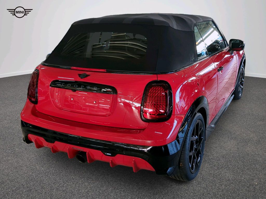MINI John Cooper Works Cabrio 2024