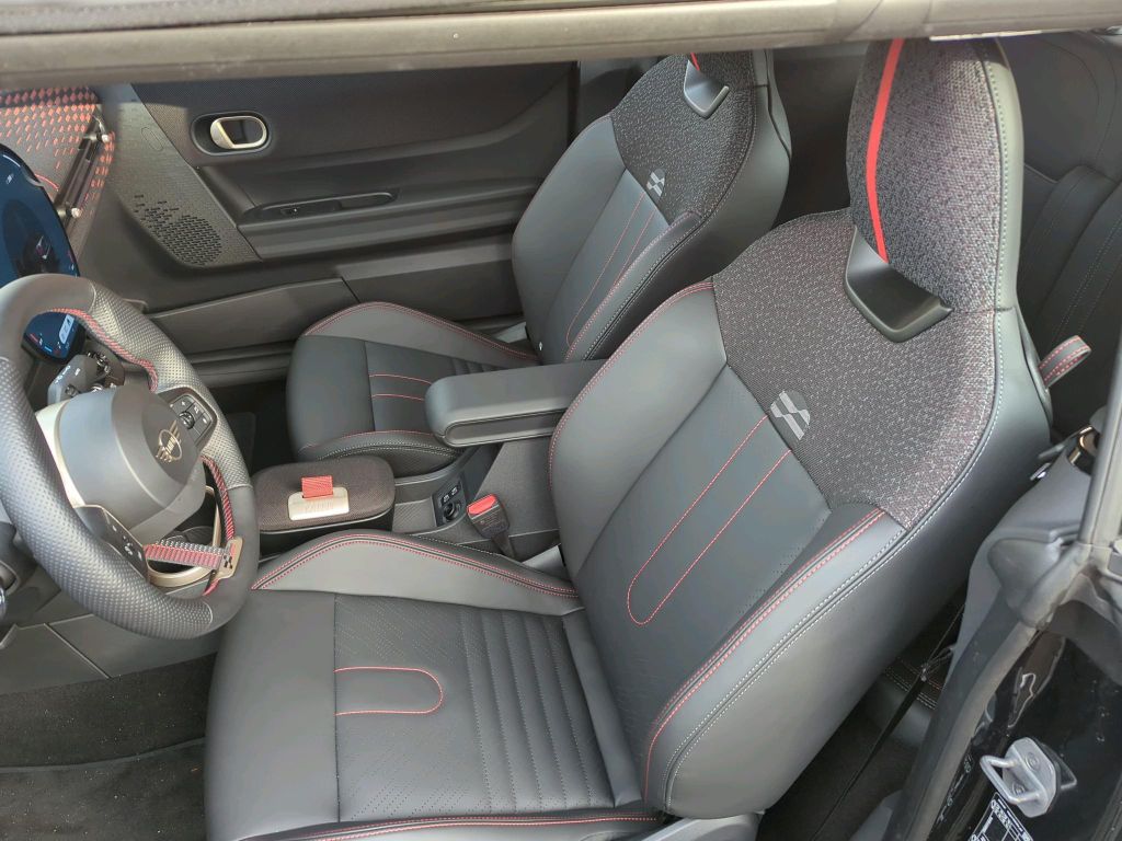 MINI John Cooper Works Cabrio 2024