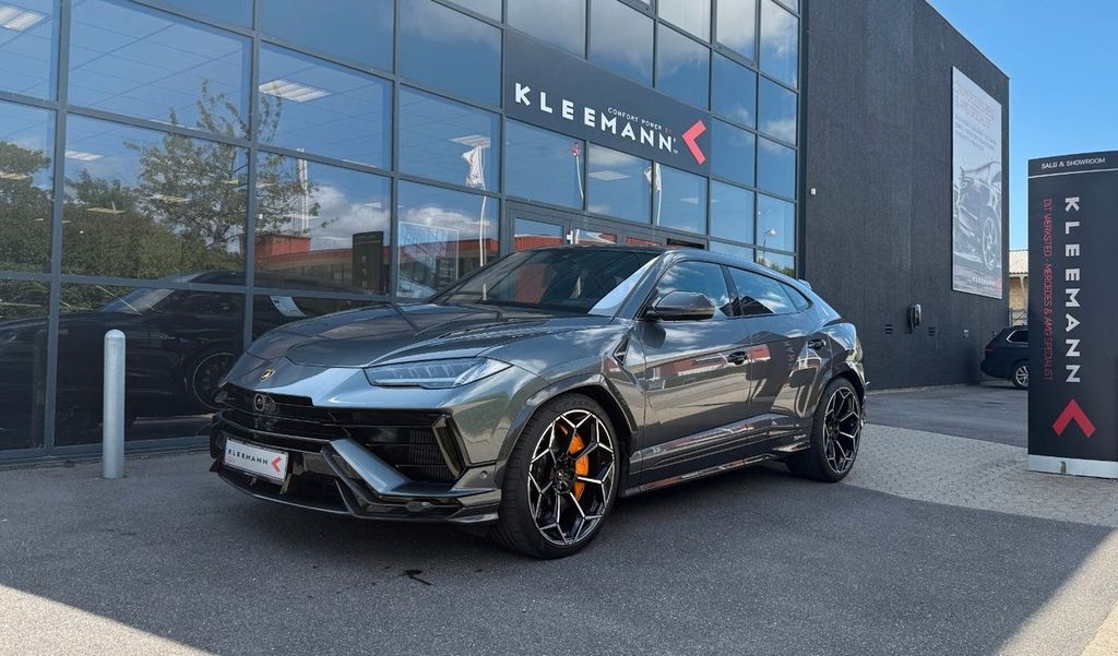 Lamborghini Urus 2023
