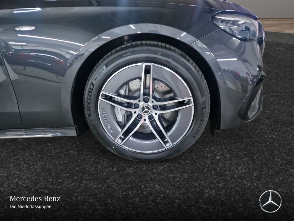 Mercedes-Benz E 300 2025