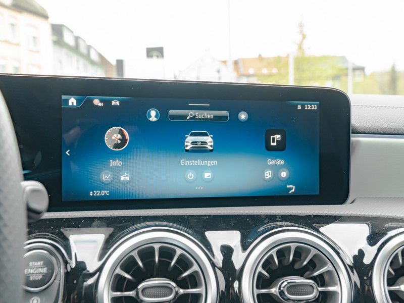 Mercedes-Benz CLA 220 2025