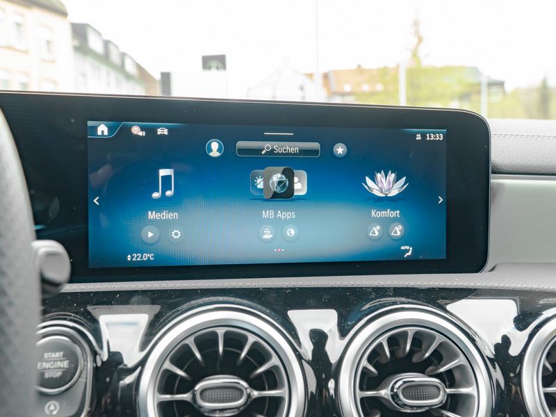 Mercedes-Benz CLA 220 2025