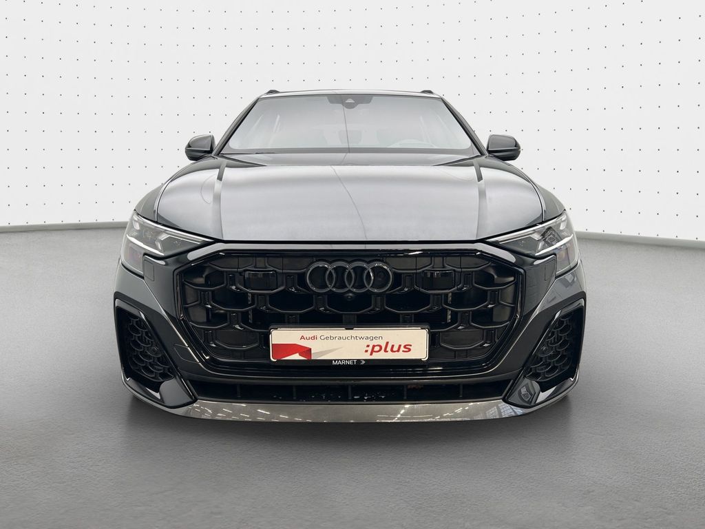 Audi SQ8 2025
