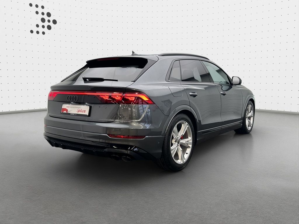 Audi SQ8 2025