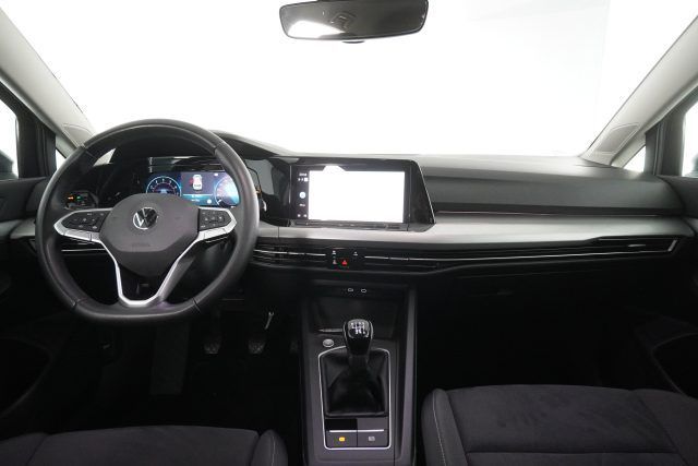 Volkswagen Golf 2021