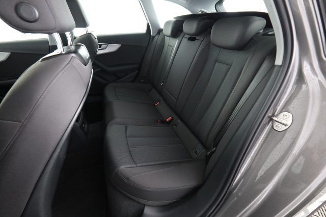 Audi A4 2021
