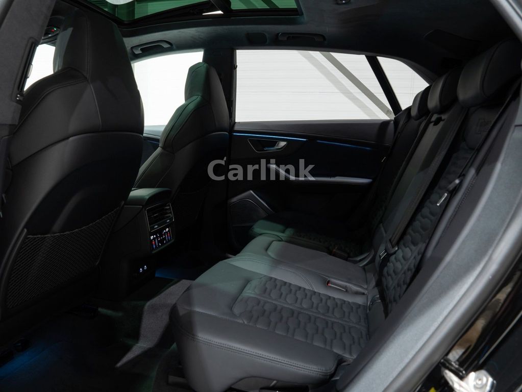 Audi RSQ8 2025