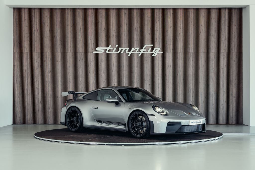Porsche 992 2025