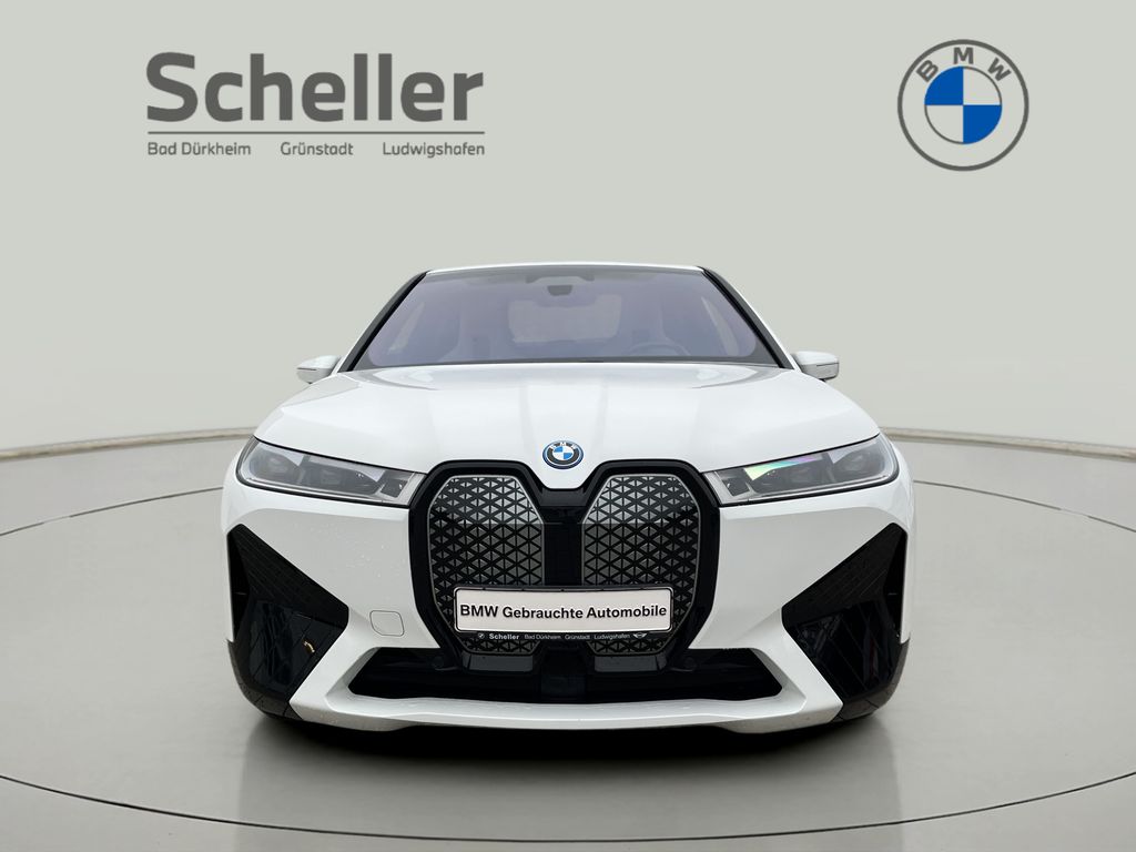 BMW iX 2022