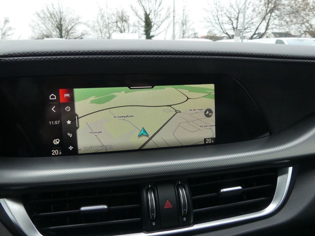 Alfa Romeo Stelvio 2025