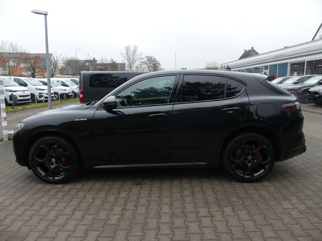 Alfa Romeo Stelvio 2025