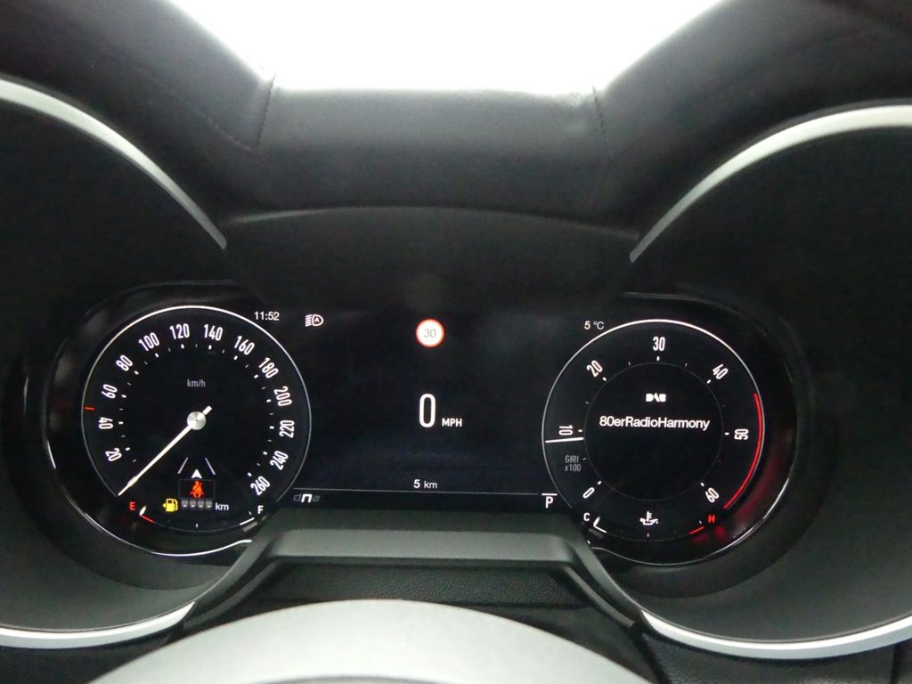 Alfa Romeo Stelvio 2025