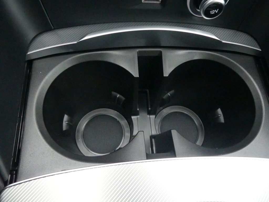 Alfa Romeo Stelvio 2025