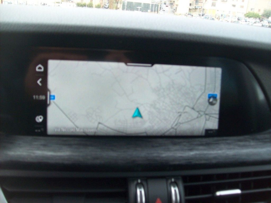 Alfa Romeo Stelvio 2021