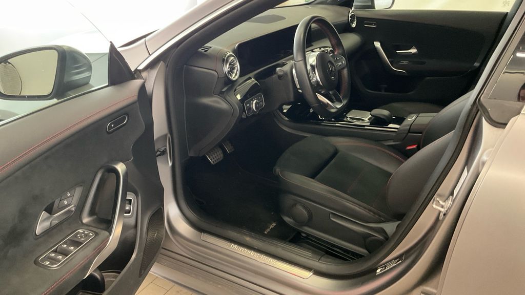 Mercedes-Benz CLA 250 2022